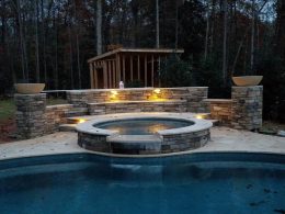 Gelfo hot tub seat wall with columns
